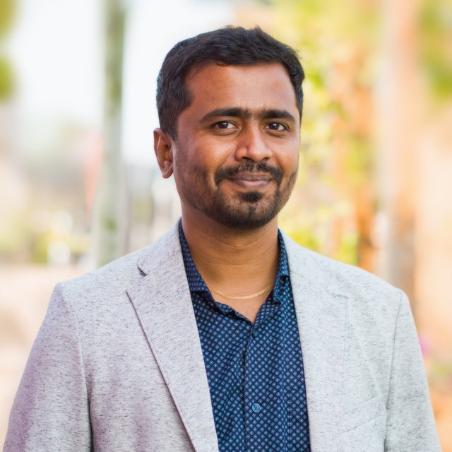 Portrait of Praveen Yadav